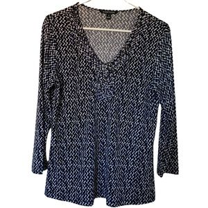 41 Hawthorn V-Neck Blouse - Medium